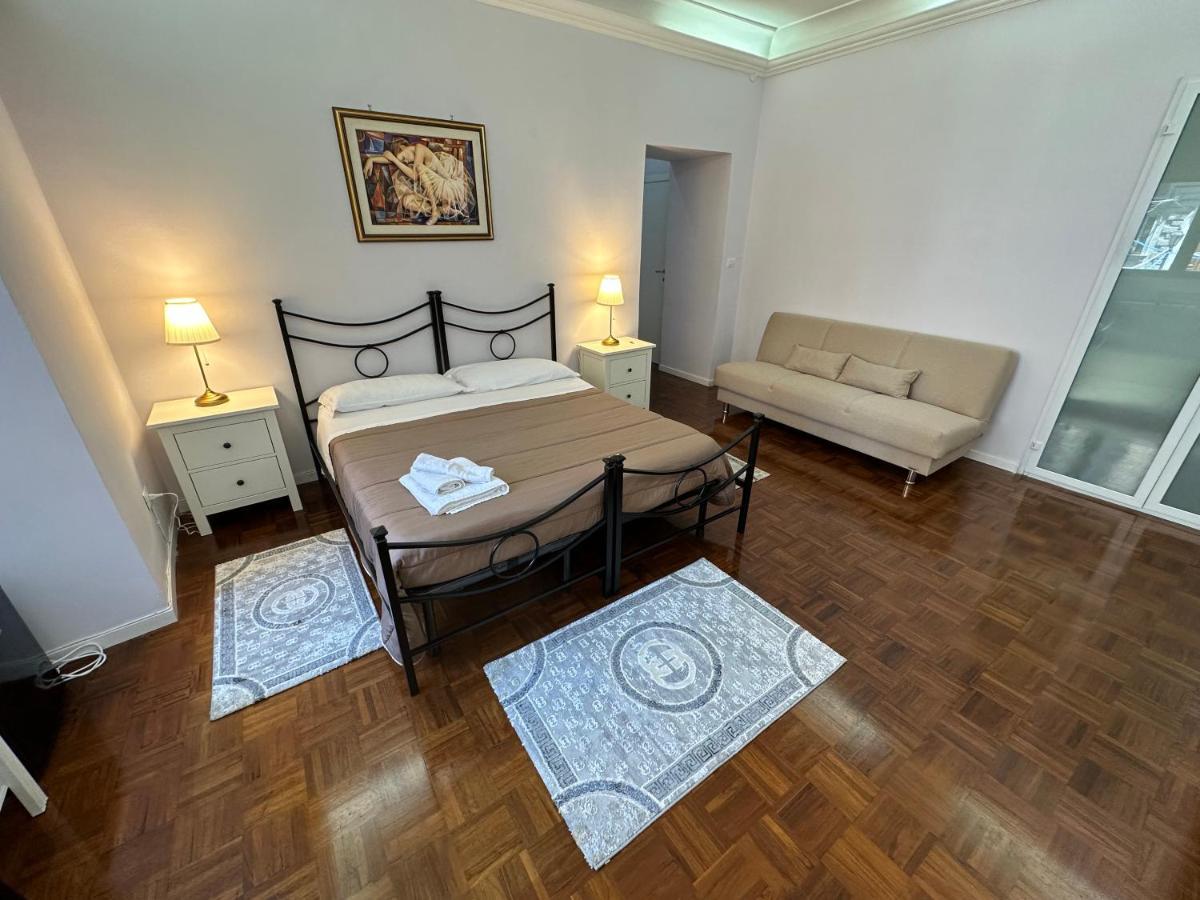 Archivio Storico Centro Couette-café *